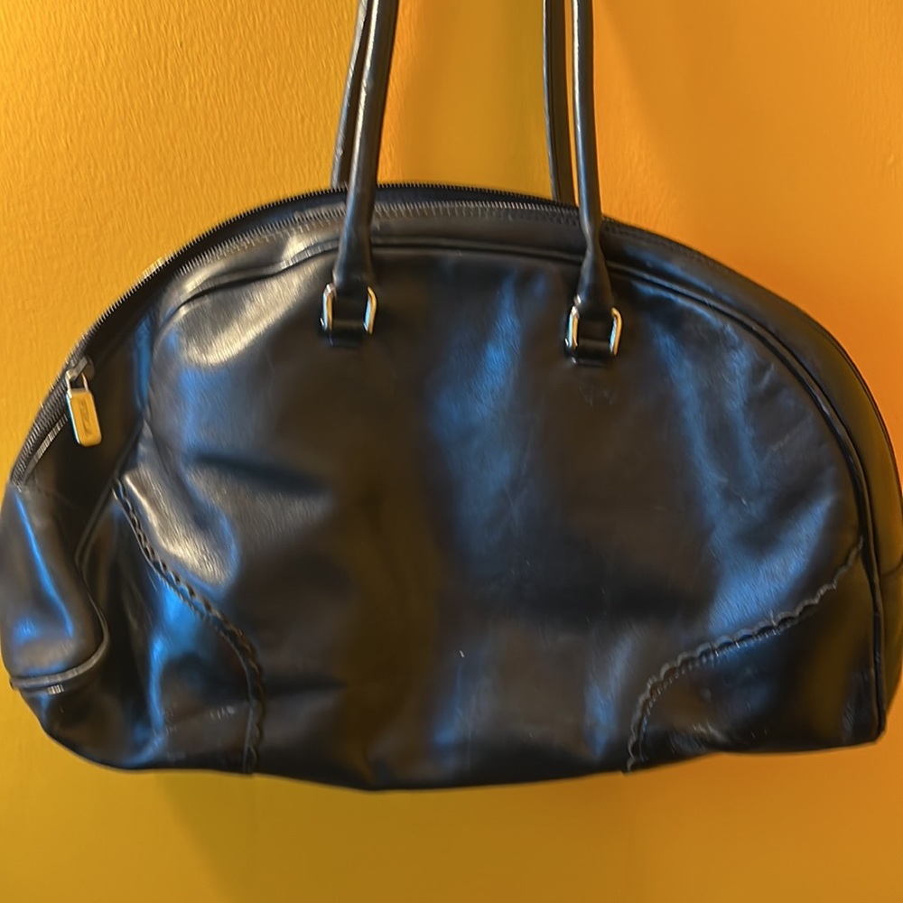 BEAUTIFUL FURLA LEATHER BAG